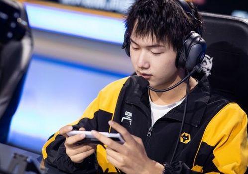 狼队圈内爆料的是谁,揭秘神秘爆料者身份之谜